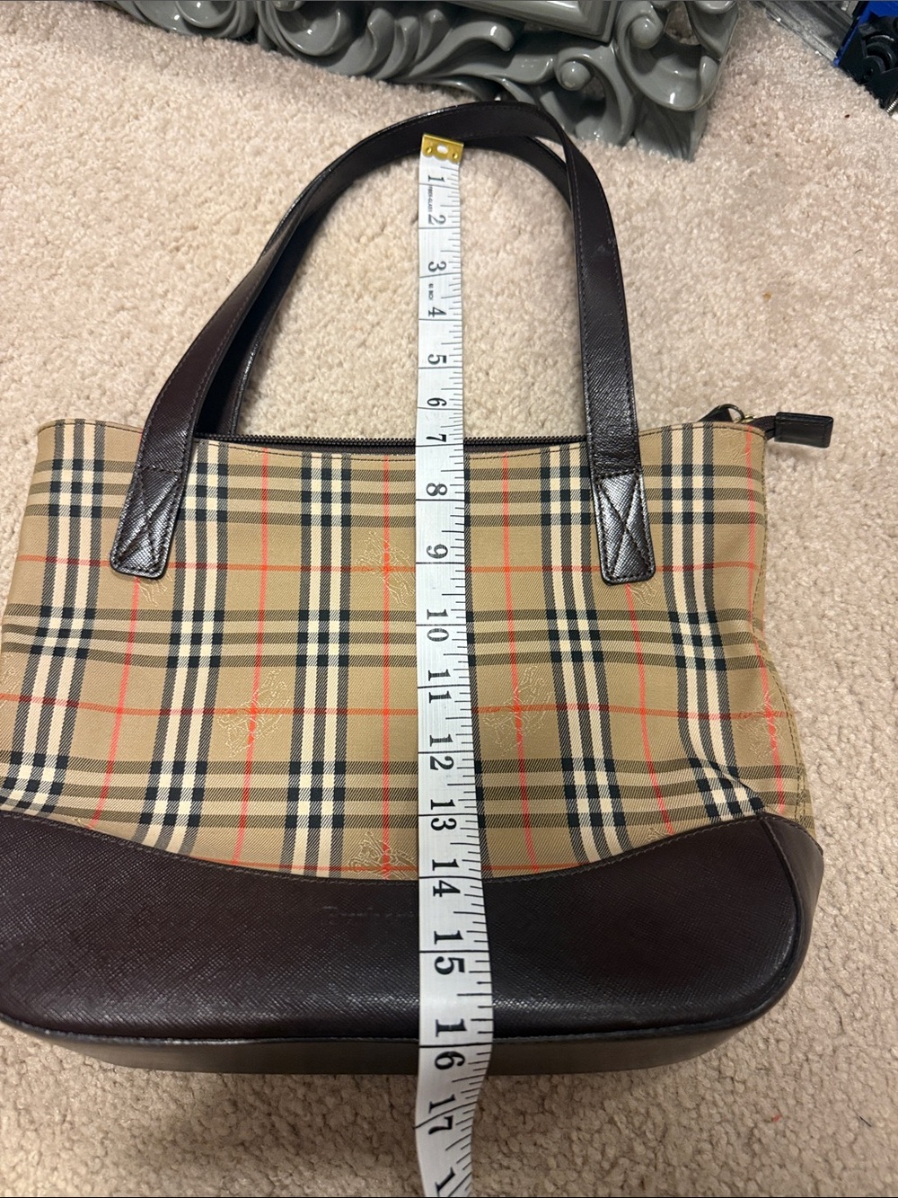 Classic Plaid Tote Bag with Dark Brown Trim -lookalike tote. - Picture 7 of 8